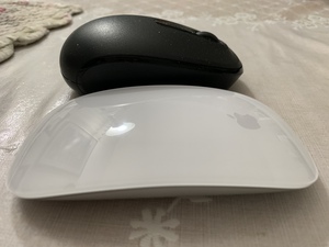 Magic Mouse 2 比較２